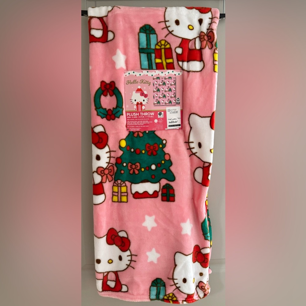 Hello Kitty Christmas Blanket🩷